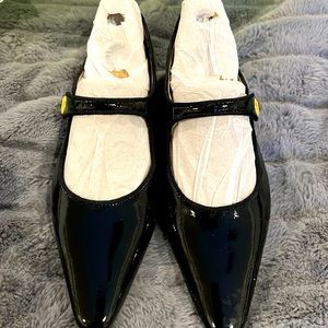 Women’s Jene Pointed Mary Jane Flats